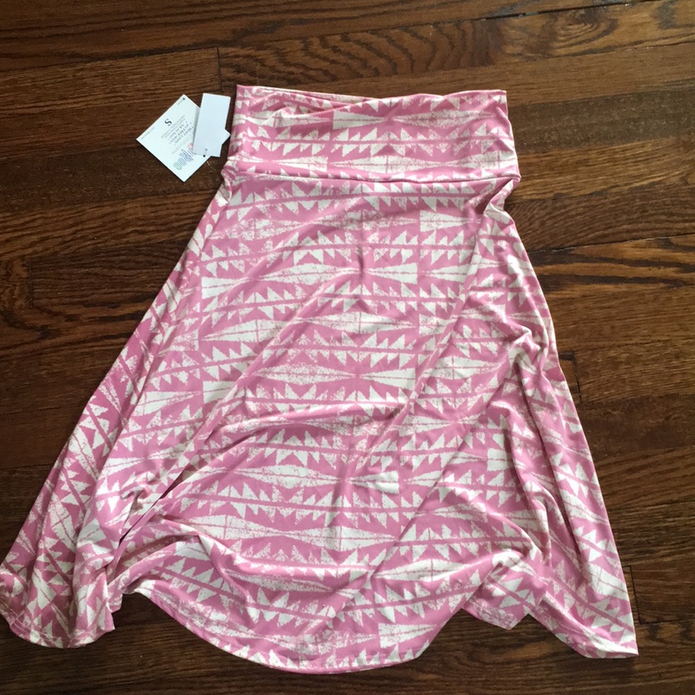 Lularoe skirt